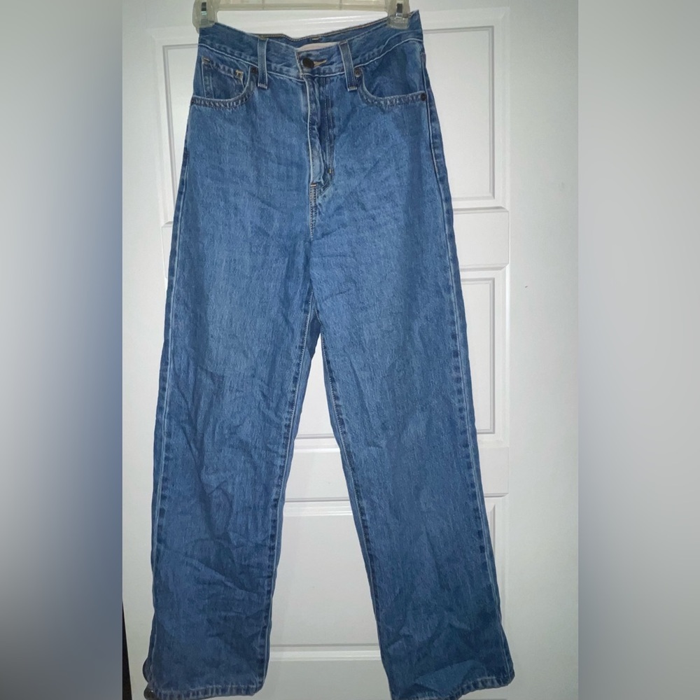 Levi straight leg high rise jeans